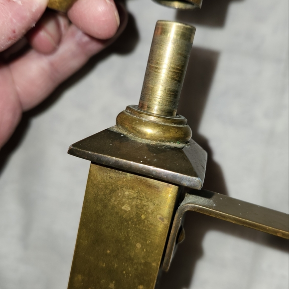 Antique Victorian Brass Oil Lamp Holder - Picture 3 of 12